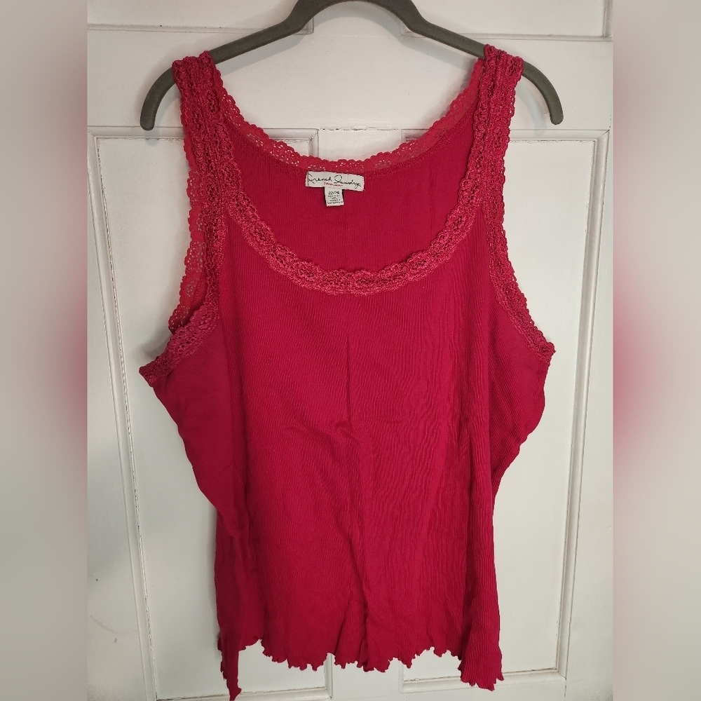 French Laundry Red Lace Trim Tank Top
